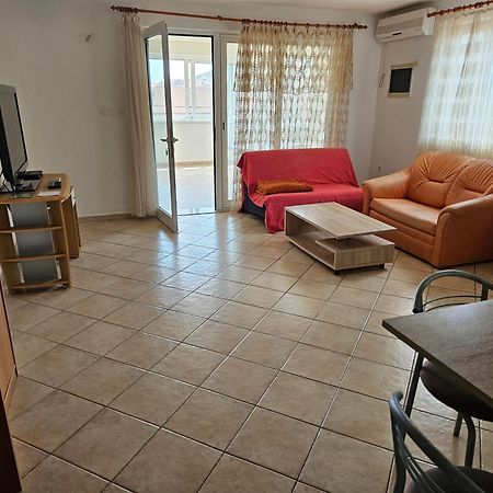 Apartmani Maria Преко Екстер'єр фото